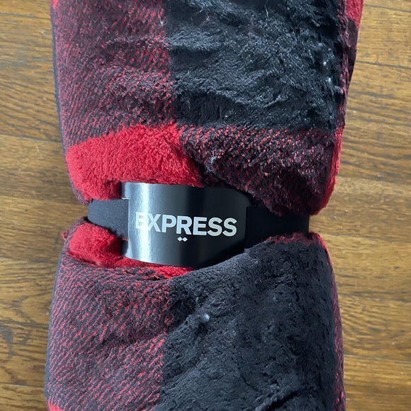 Express throw - Picture 2 of 3